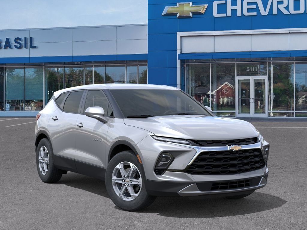 New 2026 Chevrolet Blazer LT w/ LPO, Floor Liner Package FWD image 7