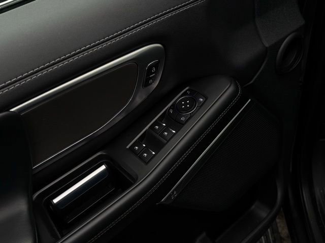 Certified 2025 Ford Expedition Max Platinum image 30