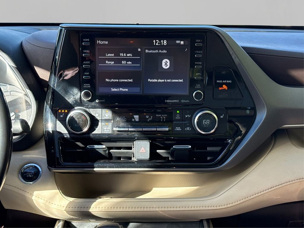 Used 2022 Toyota Highlander XLE image 21