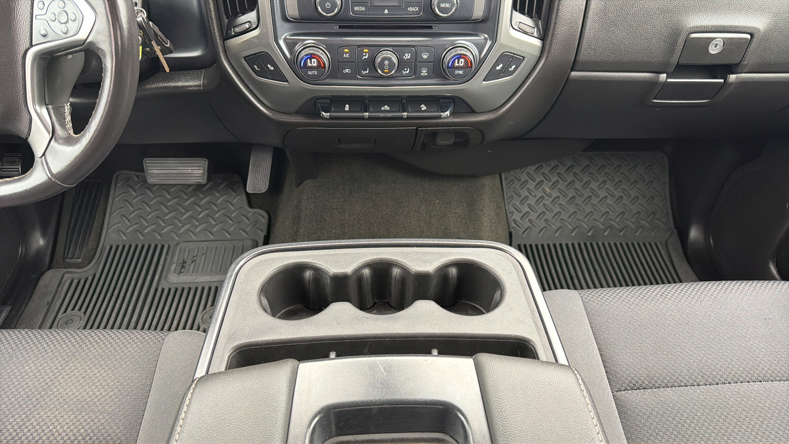 Used 2017 Chevrolet Silverado 1500 LT w/ All Star Edition AWD/4WD image 13