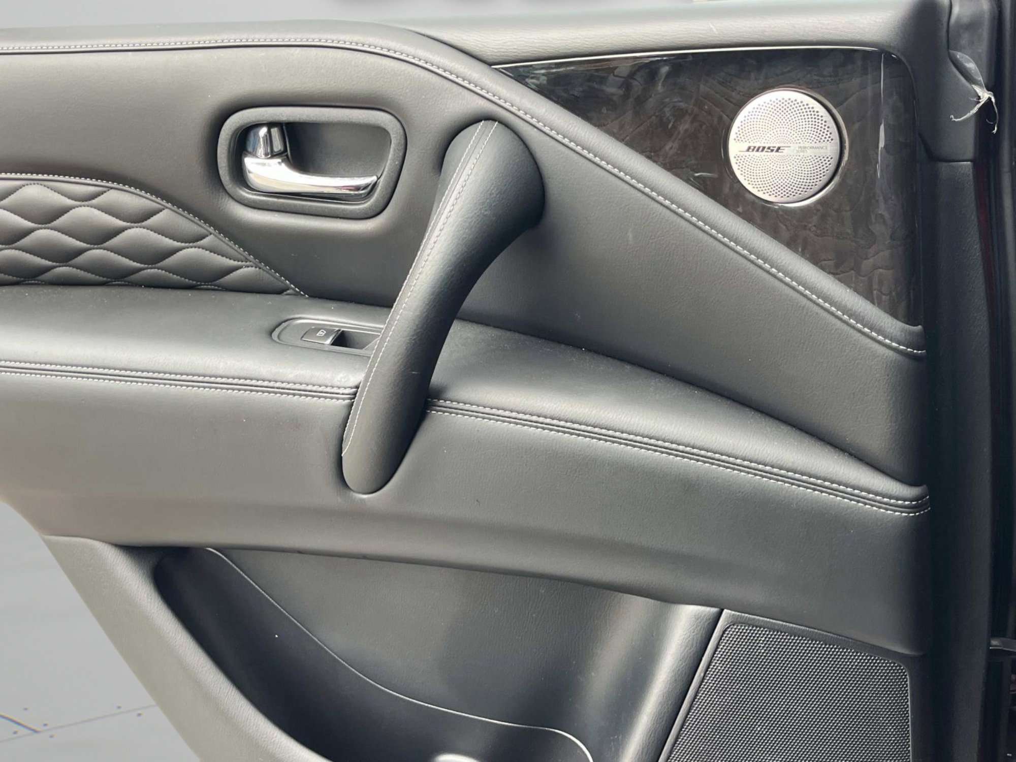 Used 2021 INFINITI QX80 Sensory w/ All-Season Package image 34