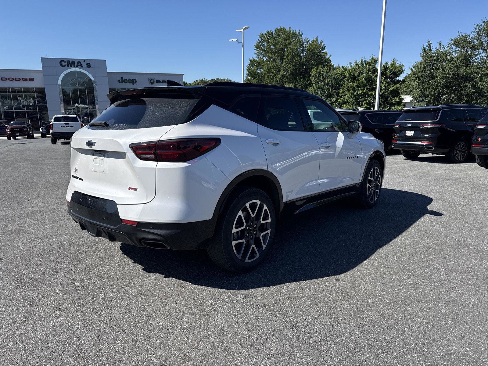 Used 2025 Chevrolet Blazer RS AWD/4WD image 4