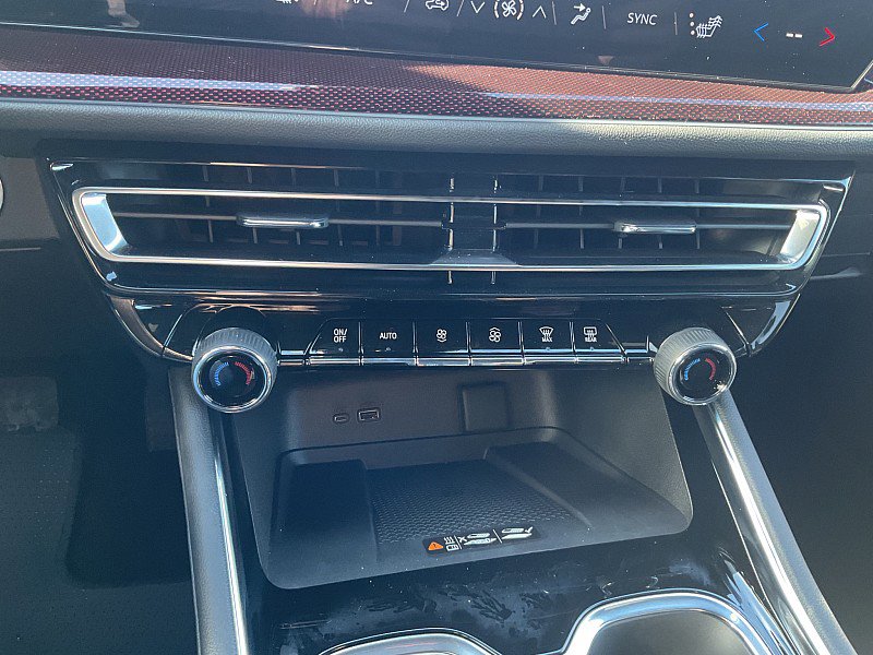 New 2026 Chevrolet Traverse Z71 image 19