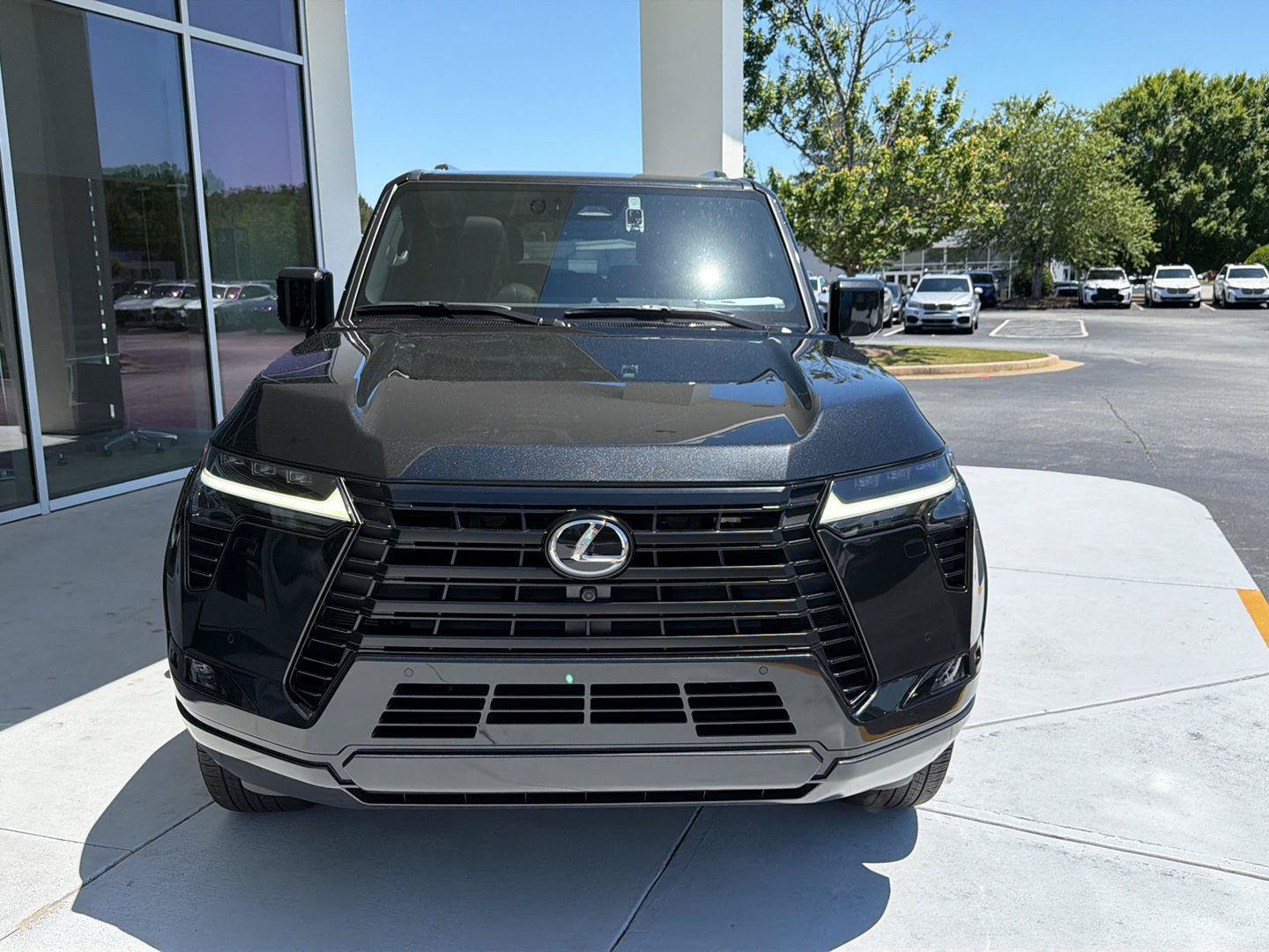 Certified 2025 Lexus GX 550 w/ Cold Area Package AWD/4WD image 9