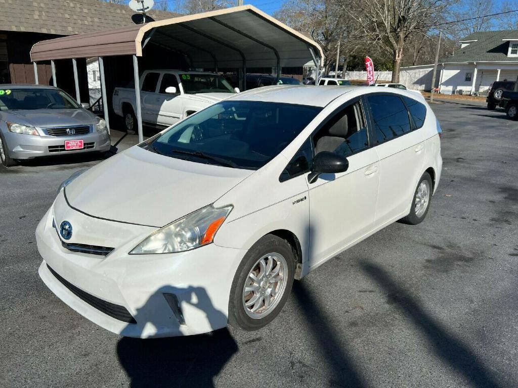 Used 2013 Toyota Prius V Two FWD image 8