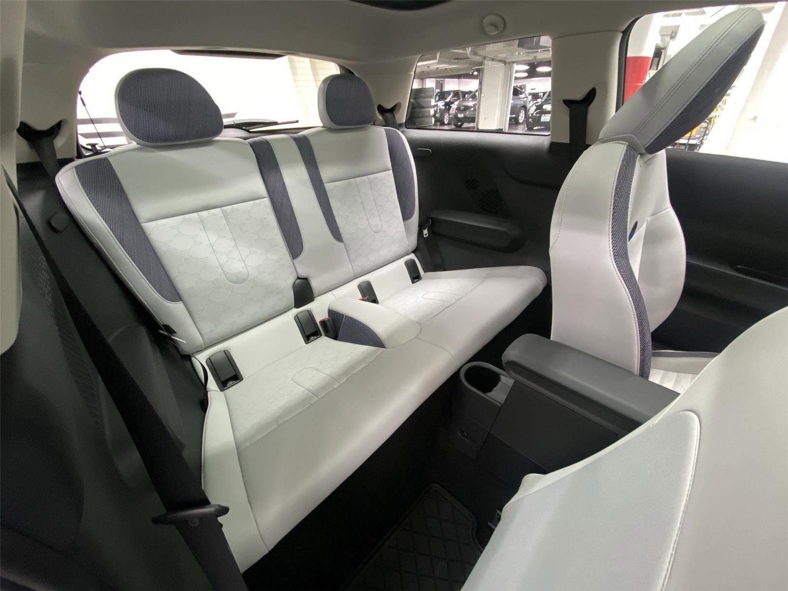 Certified 2025 MINI Cooper S image 29