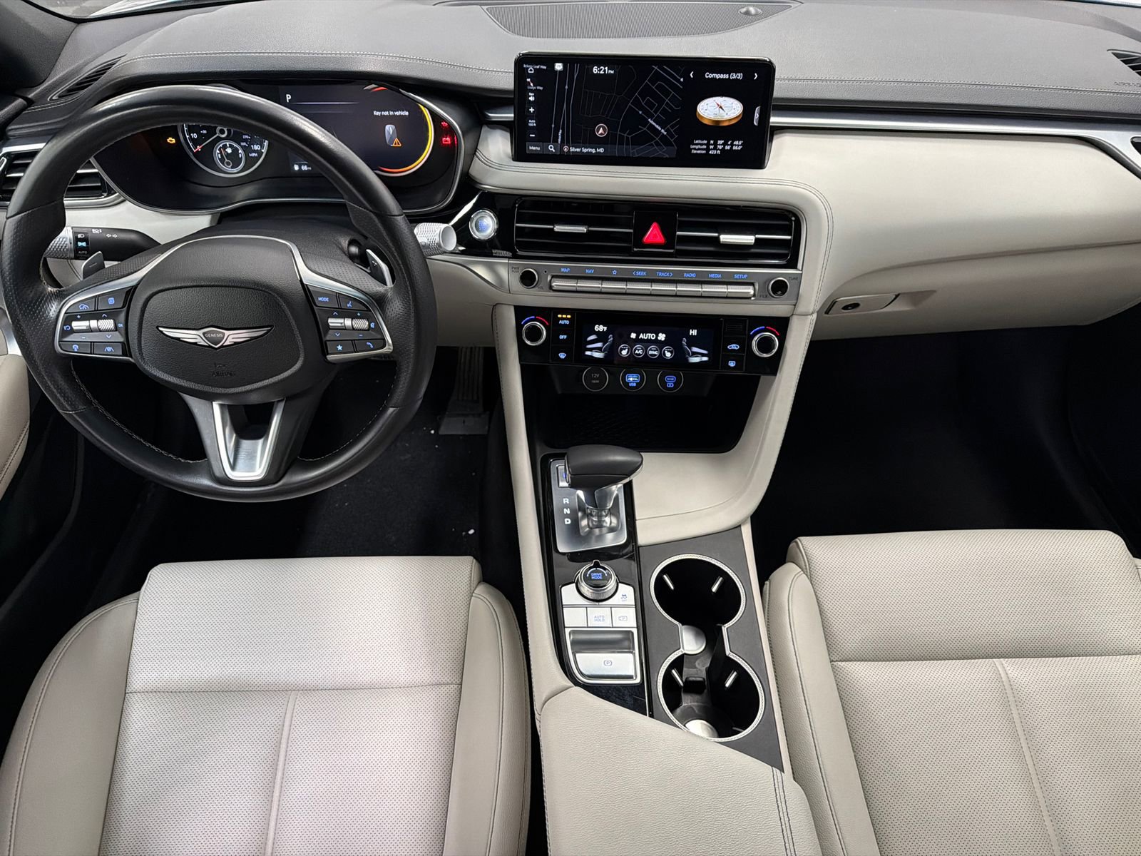 Used 2024 Genesis G70 2.5T image 15