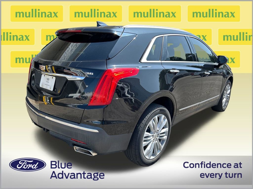 Used 2019 Cadillac XT5 Premium Luxury FWD image 2