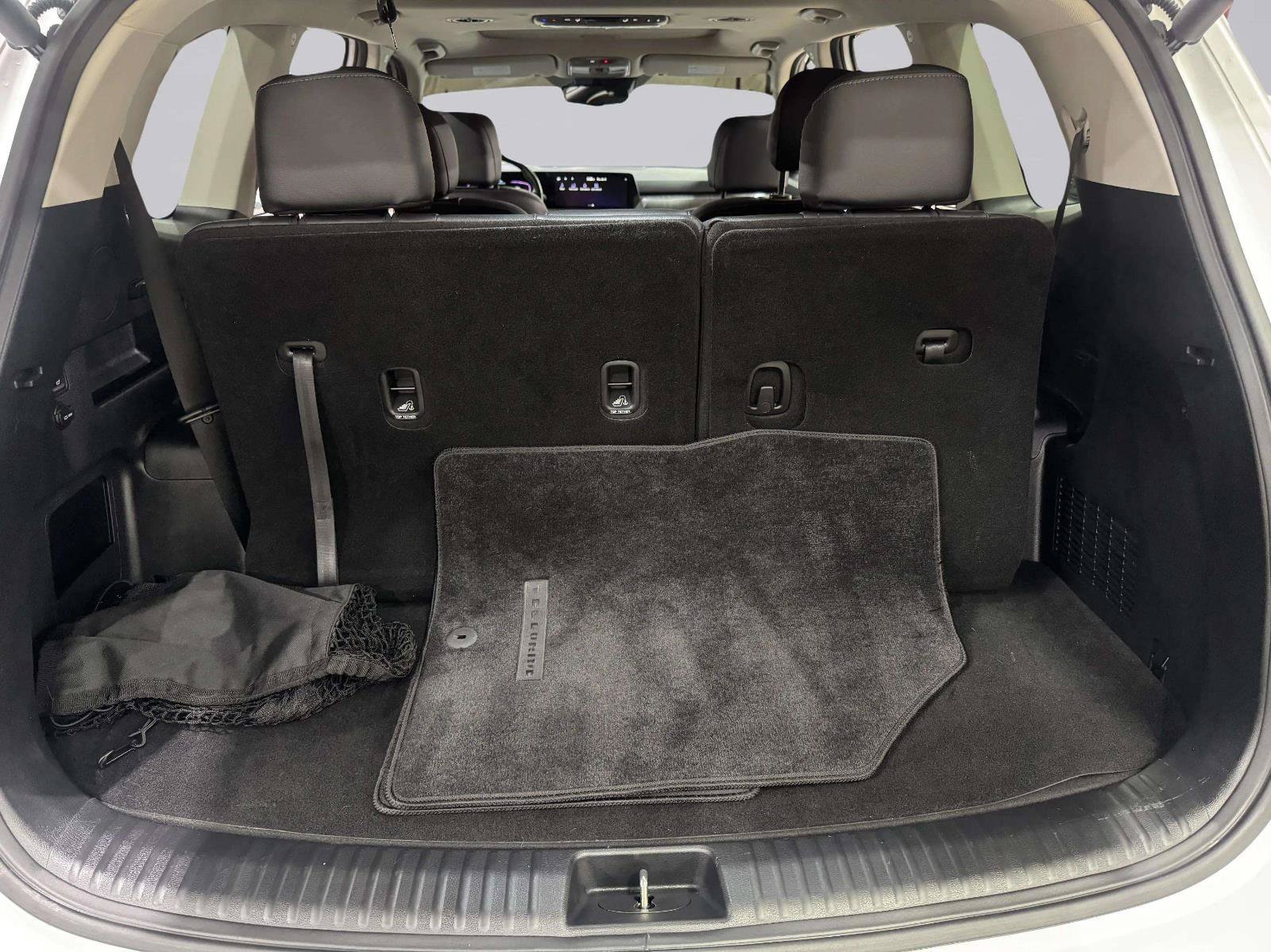 Used 2023 Kia Telluride EX w/ EX Captain's Chair Package FWD image 61