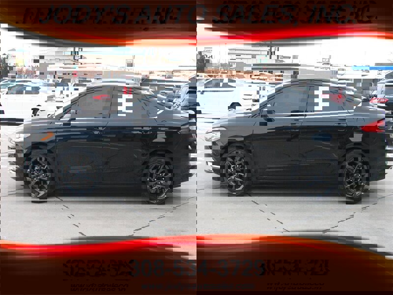 Used 2018 Ford Fusion SE w/ Equipment Group 201A image 28