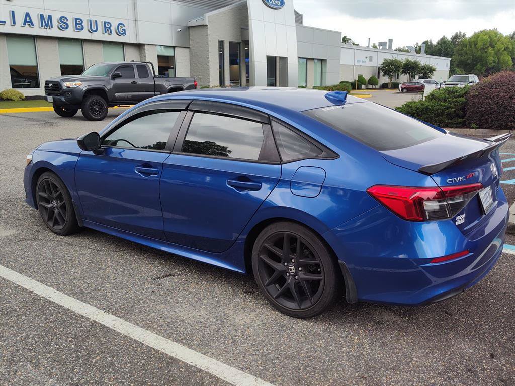 Used 2023 Honda Civic Sport image 3