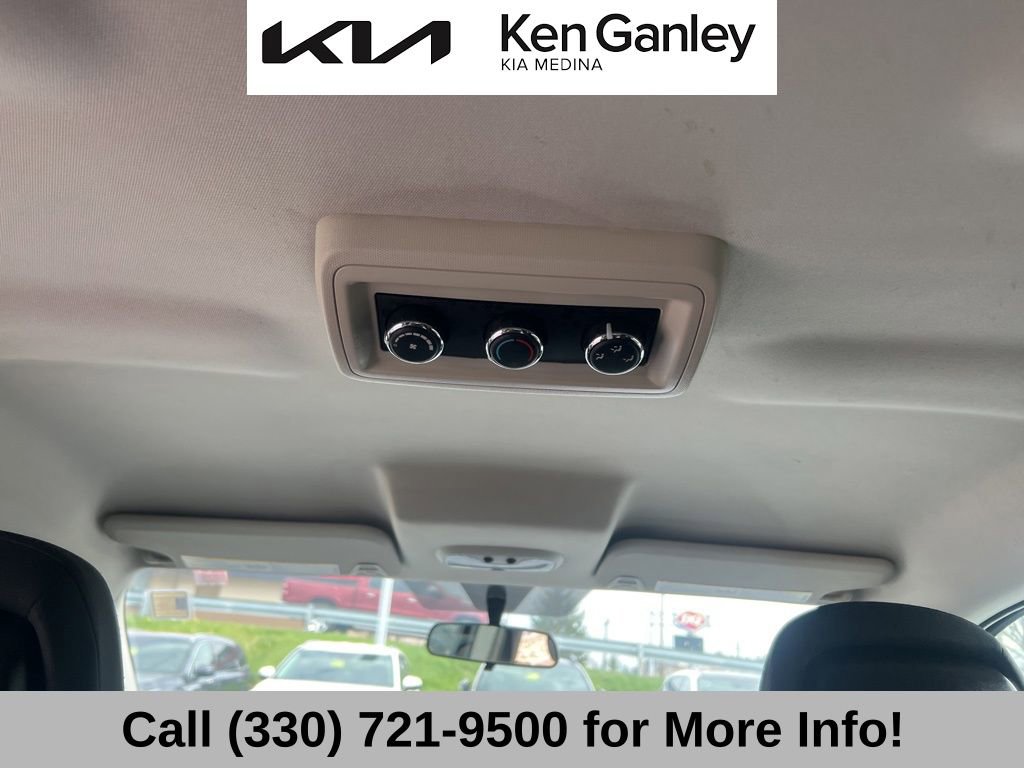 Used 2017 Dodge Journey SXT w/ Comfort/Convenience Group image 40