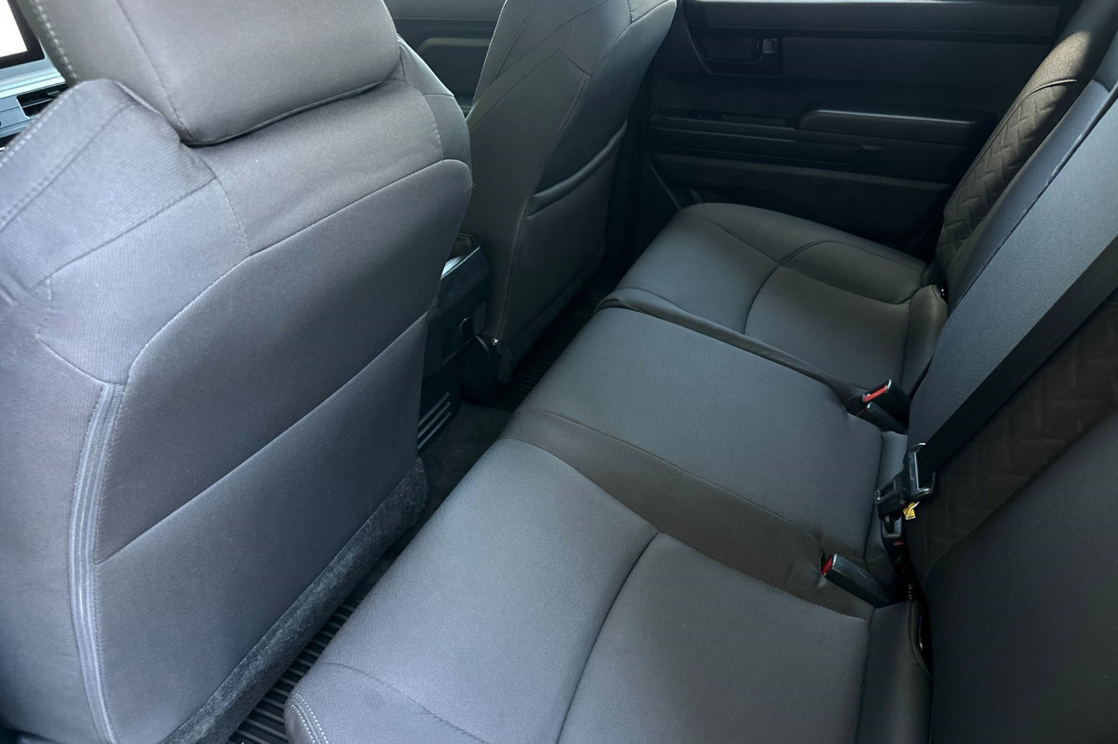 Used 2025 Toyota Tacoma SR5 AWD/4WD image 26