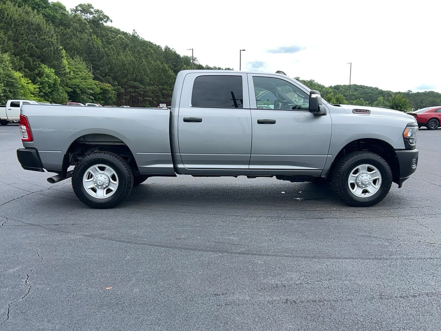 Used 2024 RAM 3500 Tradesman AWD/4WD image 4