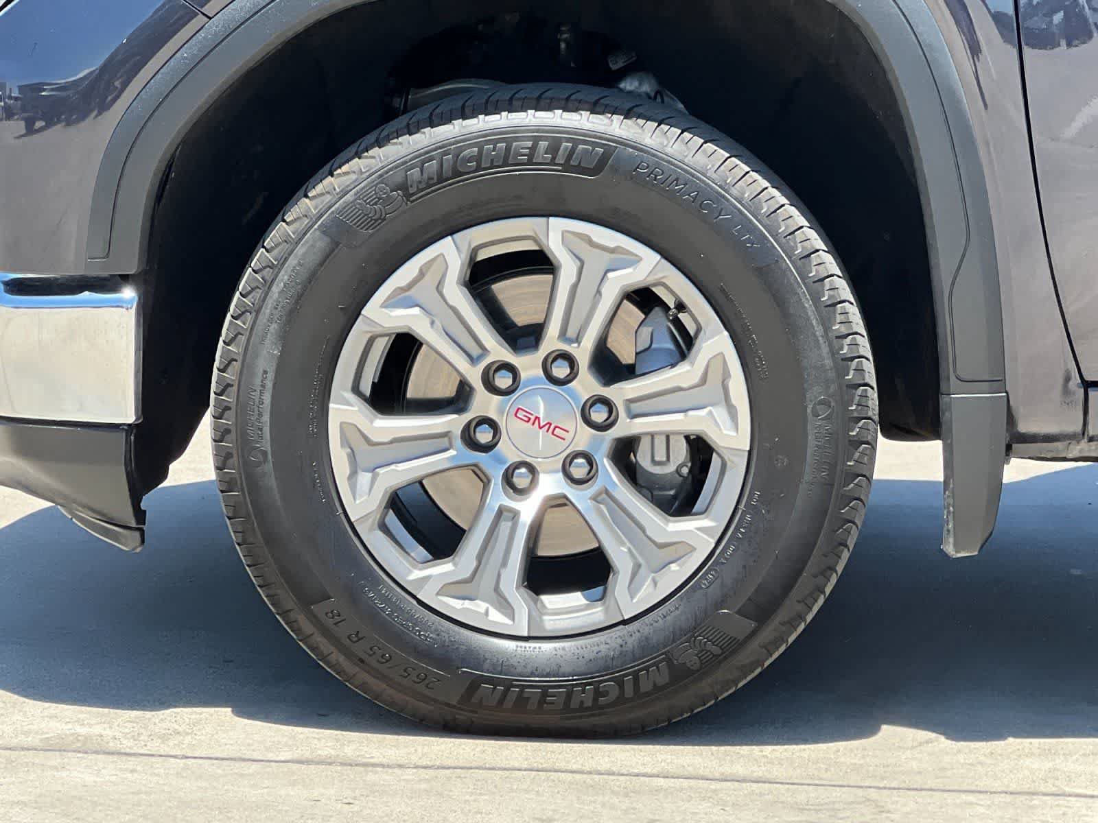 Used 2025 GMC Sierra 1500 SLT RWD image 27