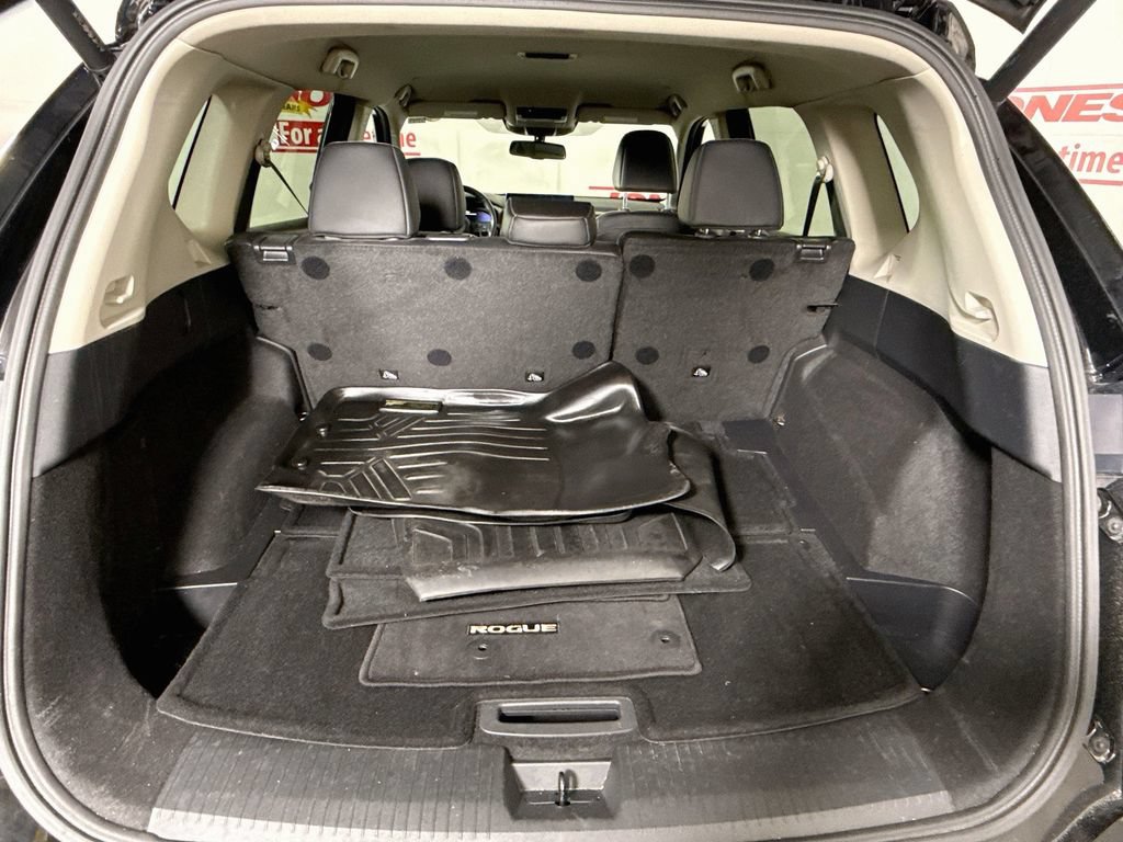 Certified 2024 Nissan Rogue SL FWD image 29