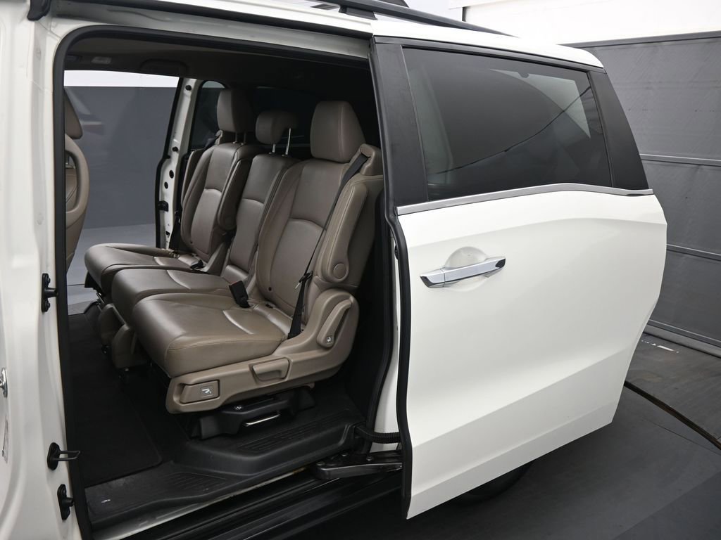 Used 2019 Honda Odyssey EX-L image 16