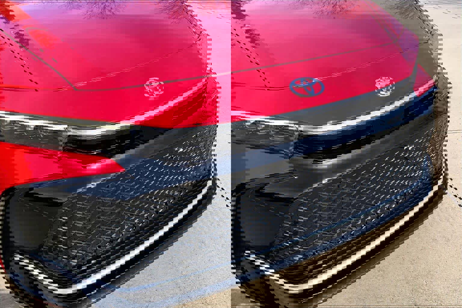 Used 2023 Toyota Crown Limited image 32