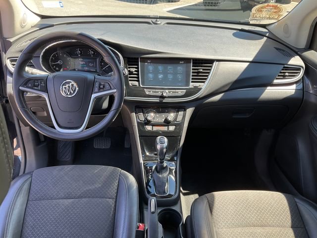Used 2021 Buick Encore Preferred image 4