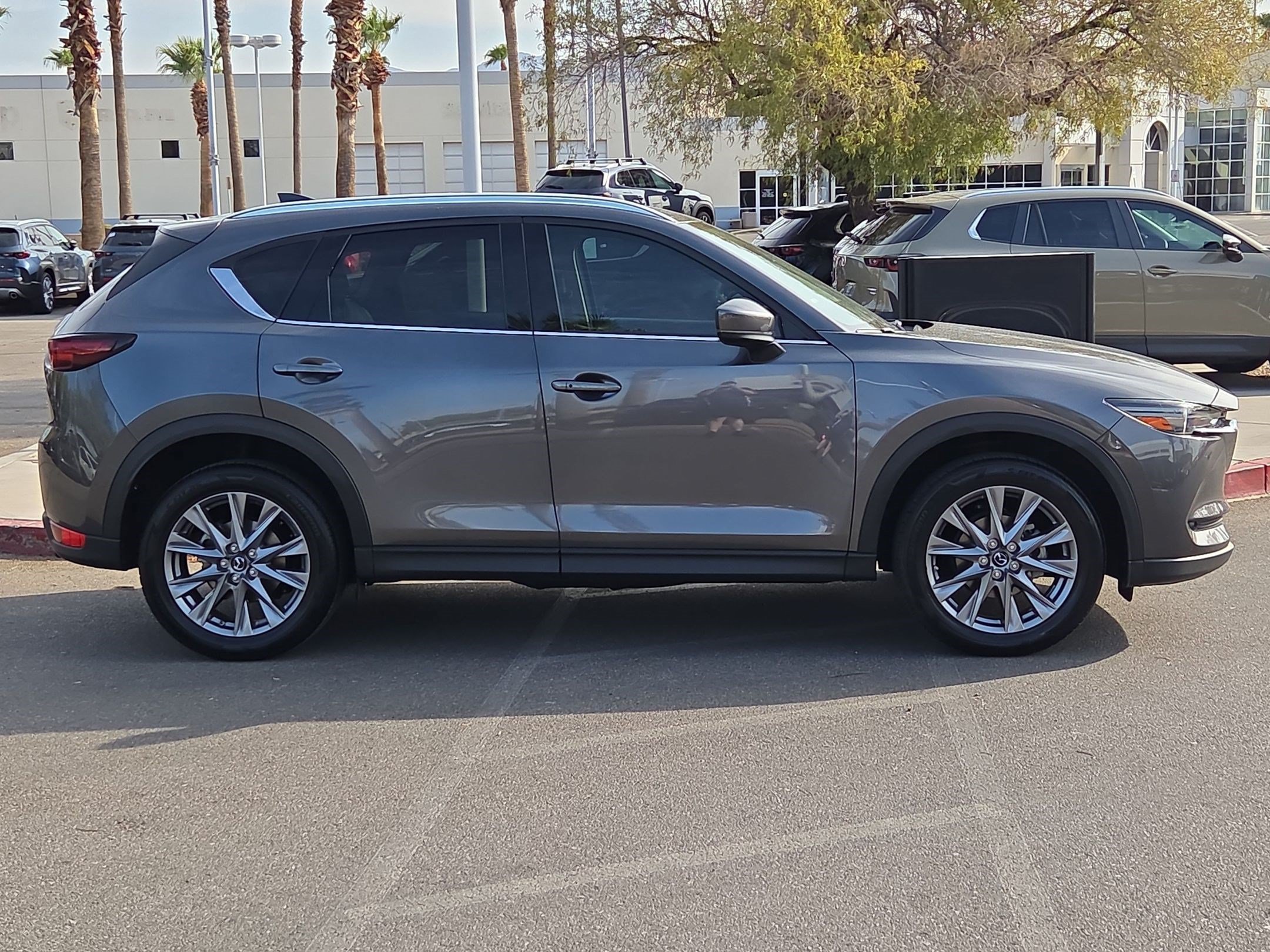 Used 2020 MAZDA CX-5 Grand Touring w/ GT Premium Package AWD/4WD image 6