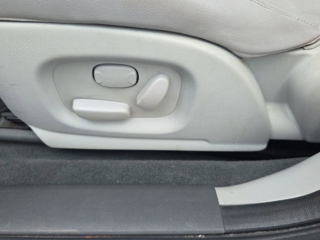 Used 2003 Jaguar S-TYPE 4.2 image 17