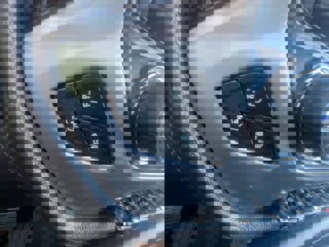 Used 2017 GMC Sierra 2500 SLT w/ Duramax Plus Package image 19