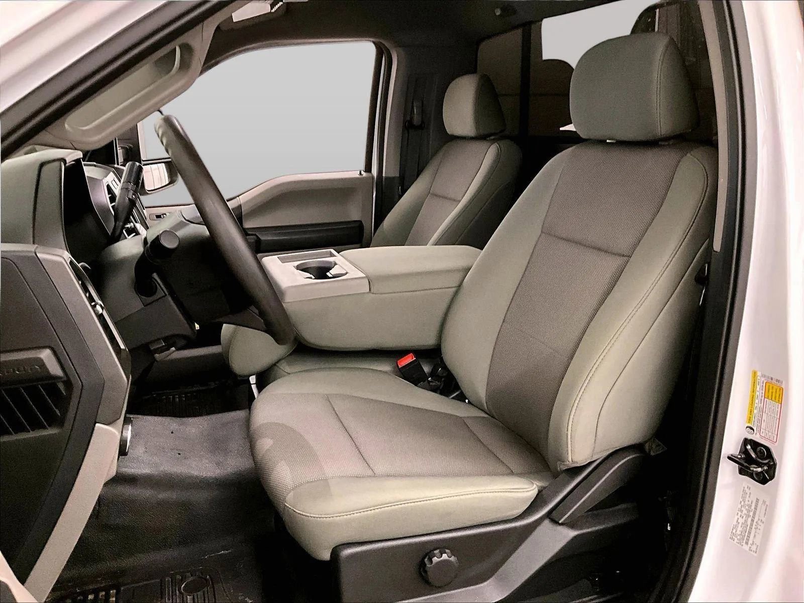 Certified 2021 Ford F250 XL w/ Power Equipment Group image 25