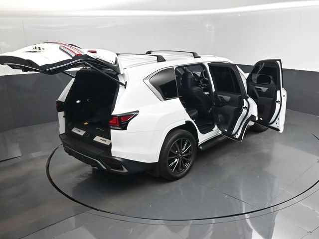 Used 2023 Lexus LX 600 F Sport w/ Accessory Package (Z1) AWD/4WD image 29