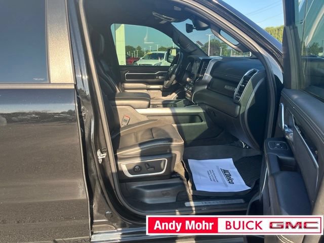 Used 2022 RAM 1500 Laramie AWD/4WD image 38