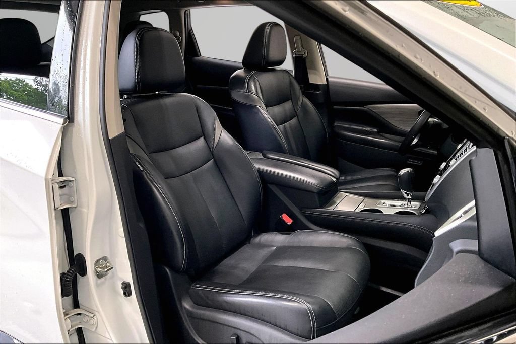 Used 2015 Nissan Murano S AWD/4WD image 28
