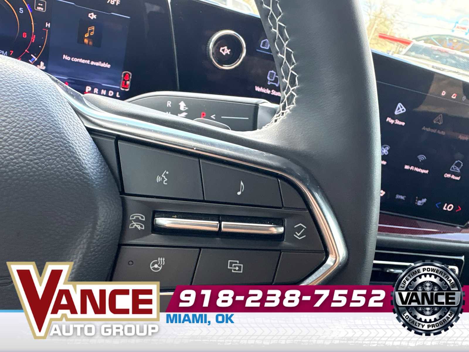 Used 2024 Chevrolet Traverse Z71 w/ LPO, Floor Liner Package image 32