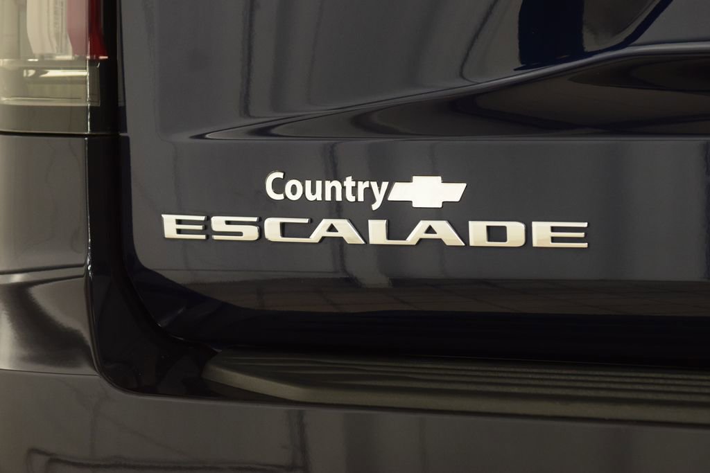 Used 2024 Cadillac Escalade Premium Luxury Platinum image 23