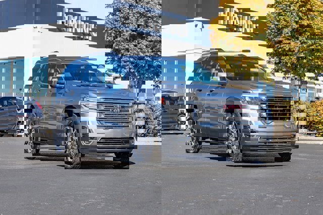 Certified 2023 GMC Acadia SLT