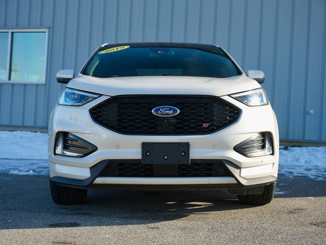 Used 2019 Ford Edge ST w/ Equipment Group 401A image 3