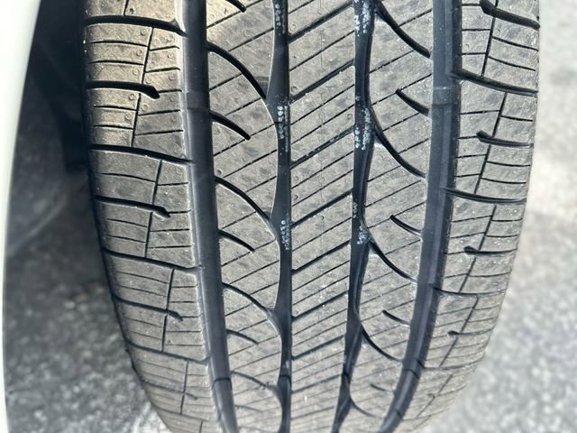 Used 2024 Lexus ES 300h Ultra Luxury w/ Accessory Package (Z2) image 11