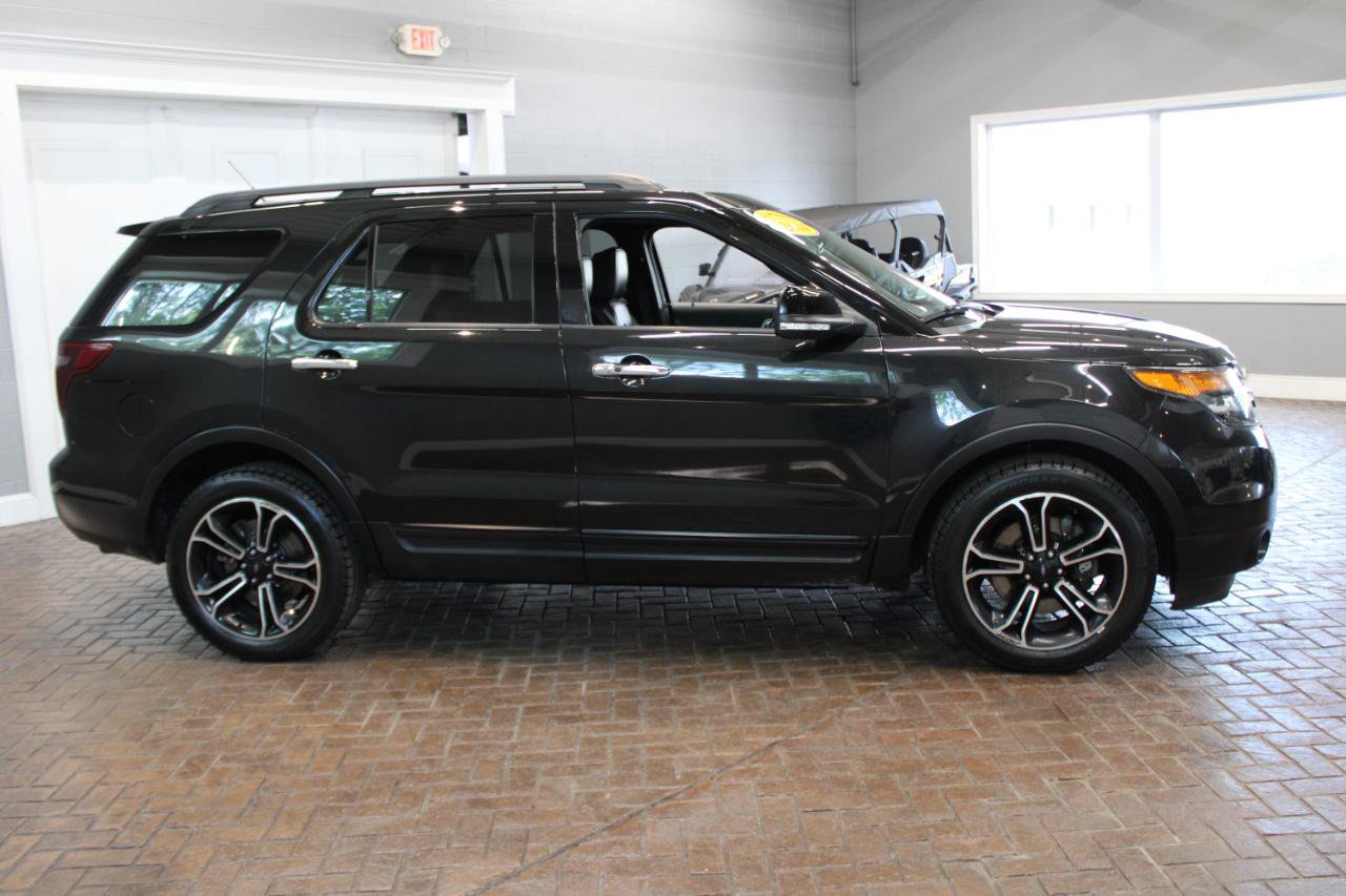 Used 2014 Ford Explorer Sport w/ Equipment Group 401A AWD/4WD image 7