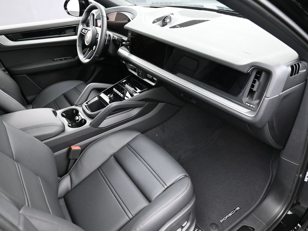 New 2026 Porsche Cayenne E-Hybrid Coupe AWD/4WD image 33