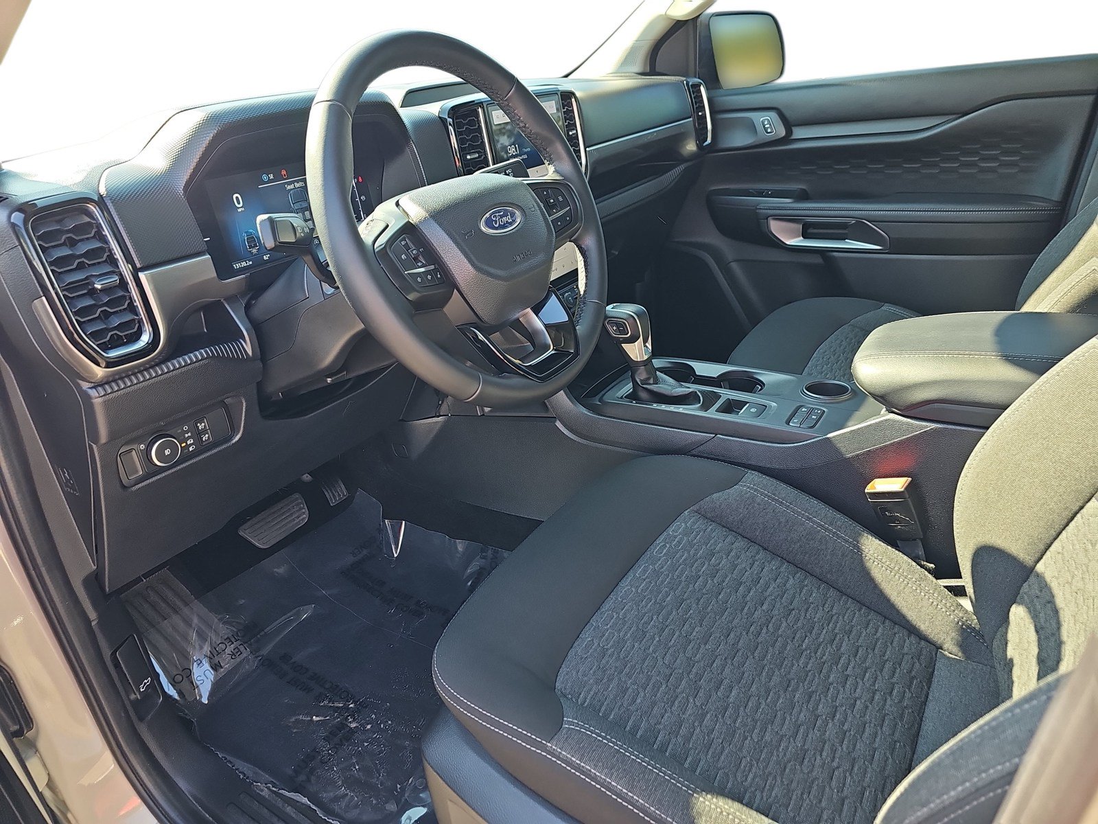 Used 2025 Ford Ranger XLT w/ Equipment Group 301A High RWD image 13
