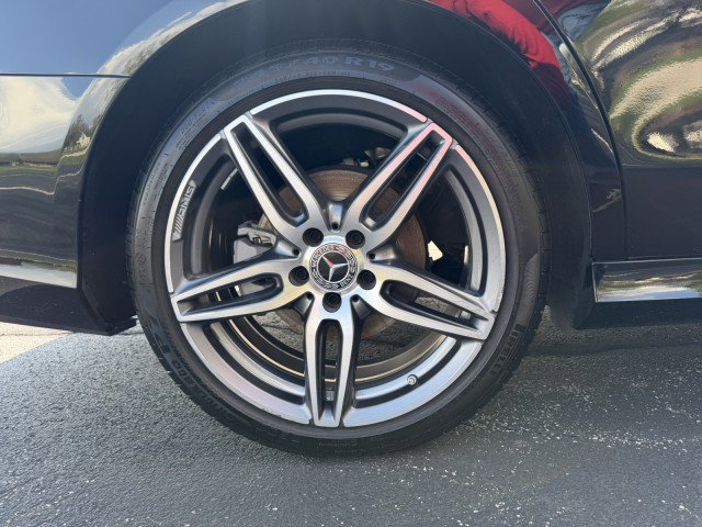 Certified 2019 Mercedes-Benz E 300 4MATIC image 30