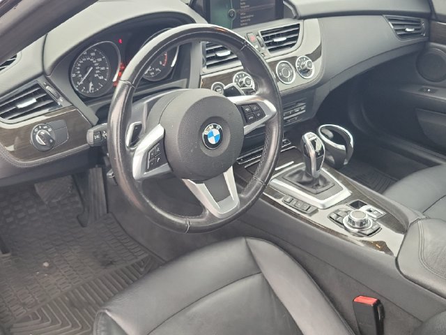 Used 2015 BMW Z4 sDrive28i RWD image 7