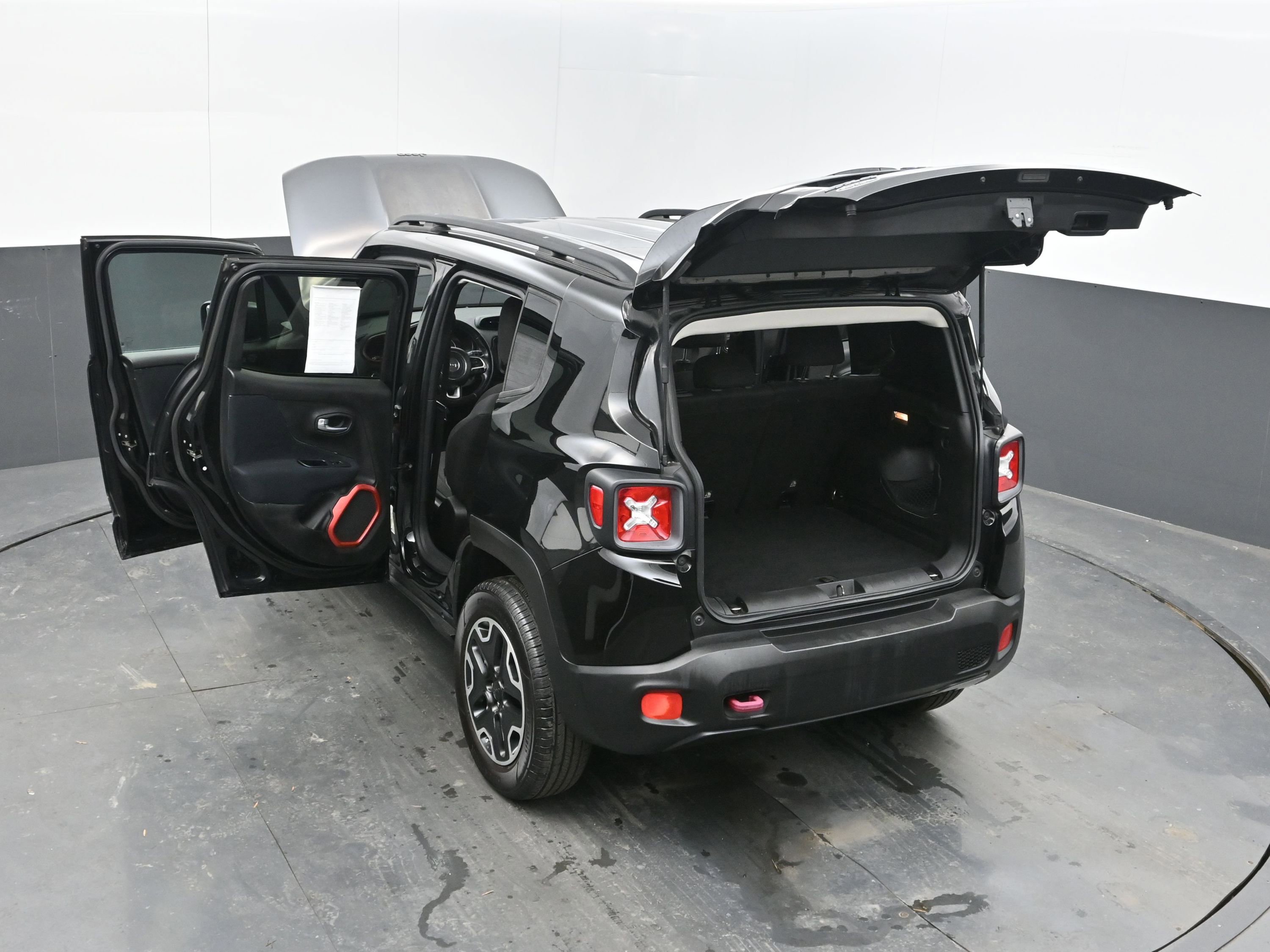 Used 2017 Jeep Renegade Trailhawk image 42