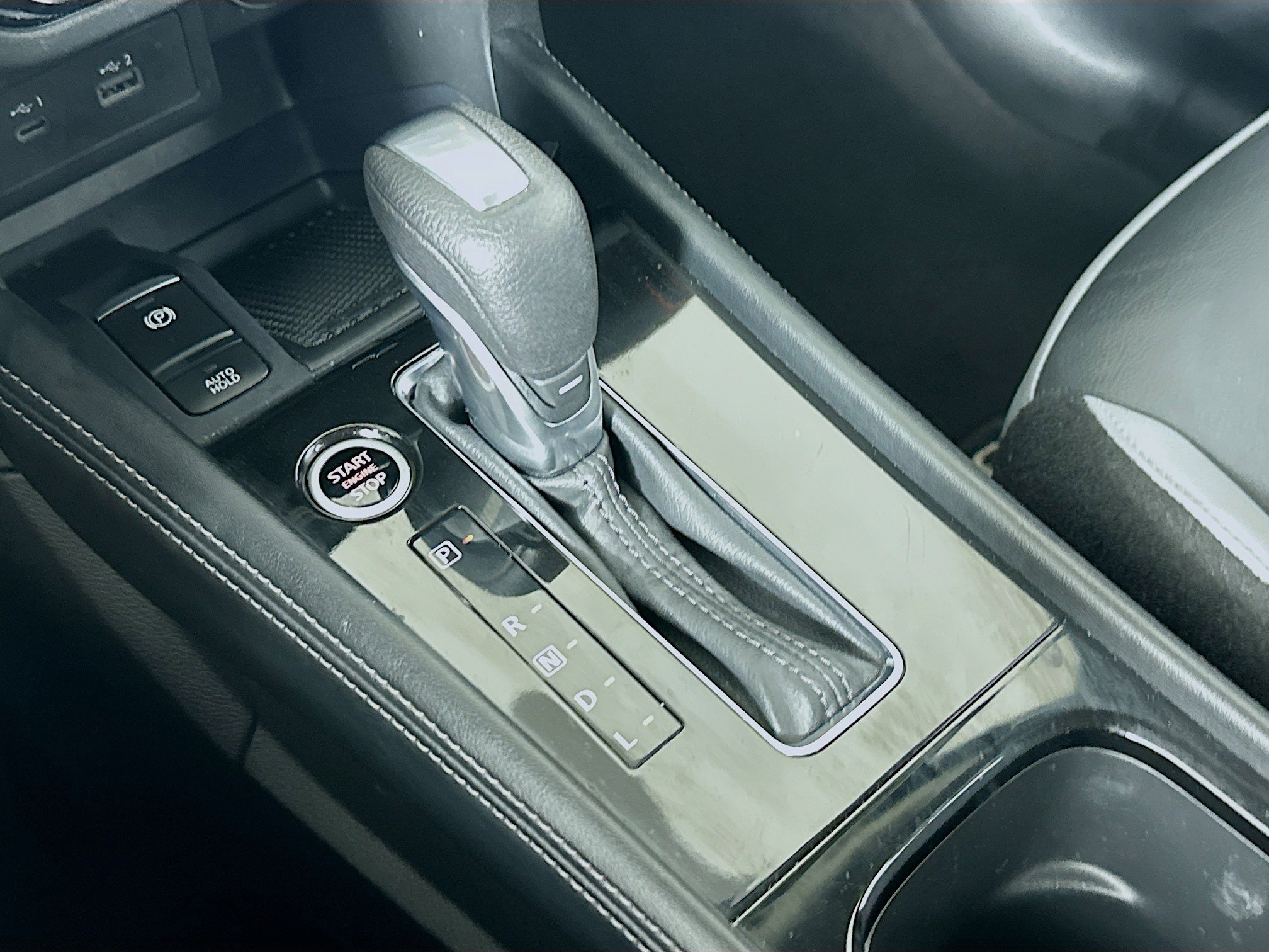 Used 2024 Nissan Kicks SR w/ SR Premium Package image 24