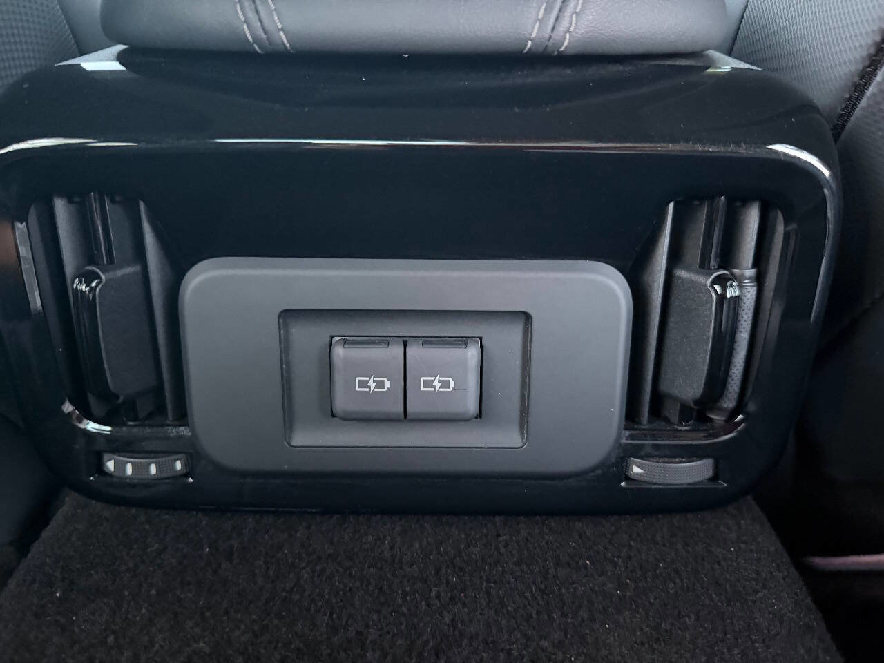 Used 2023 Toyota Mirai w/ Advanced Technology Package image 20