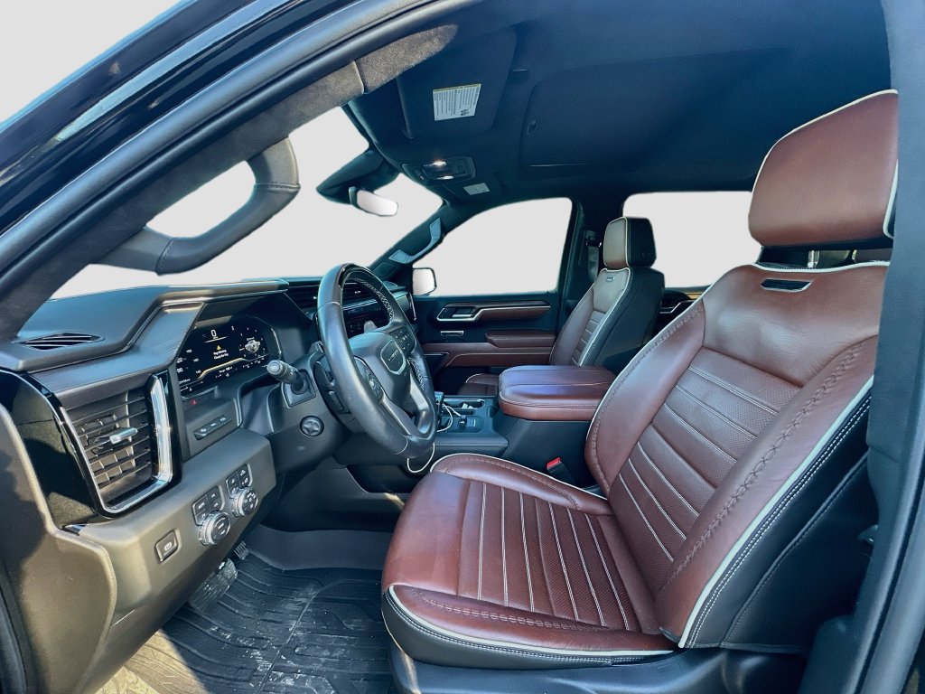 Used 2024 GMC Sierra 1500 Denali Ultimate AWD/4WD image 21