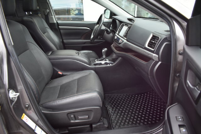 Used 2019 Toyota Highlander Limited AWD/4WD image 51