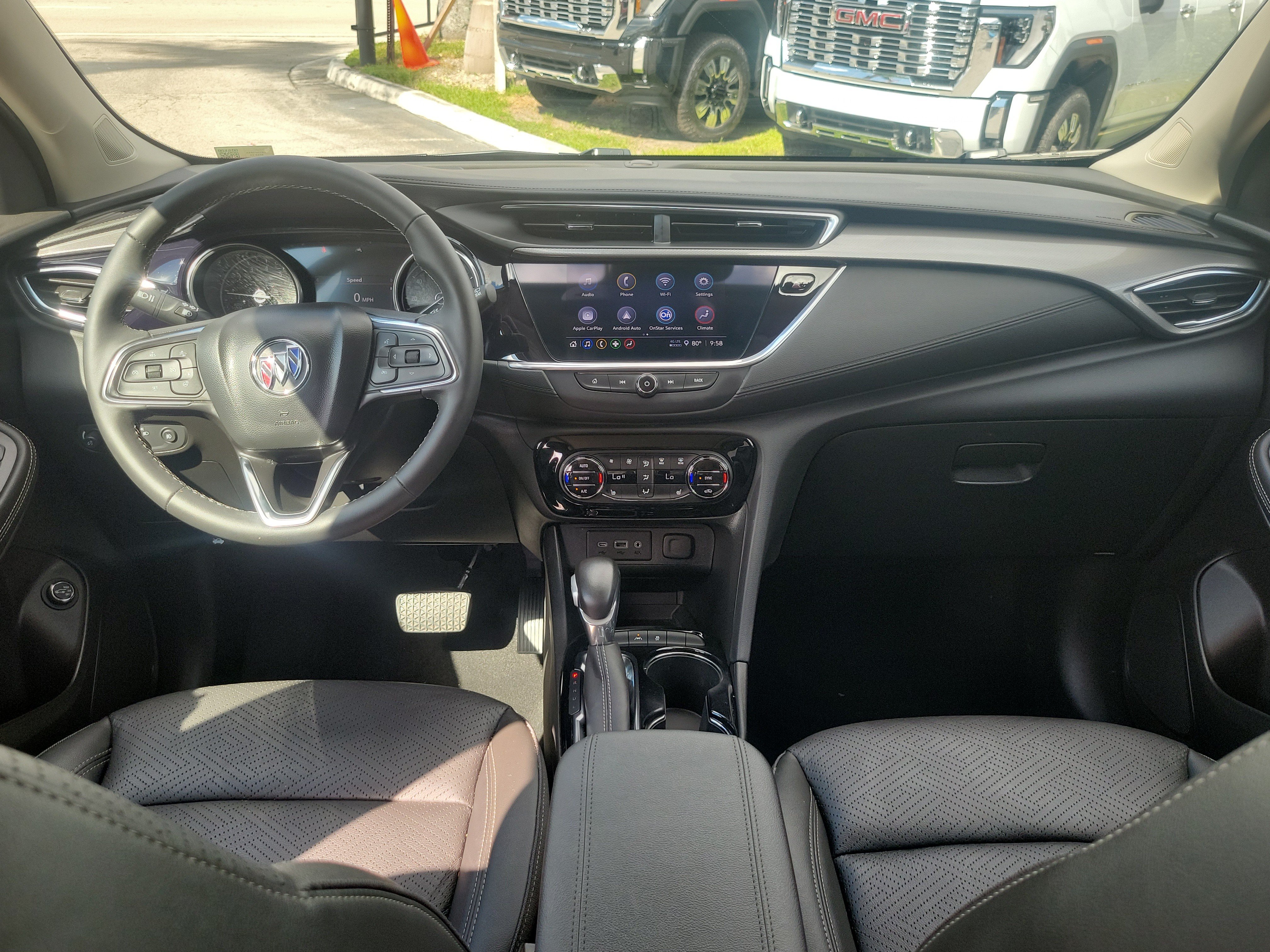 Used 2023 Buick Encore GX Essence w/ Experience Buick Package FWD image 19