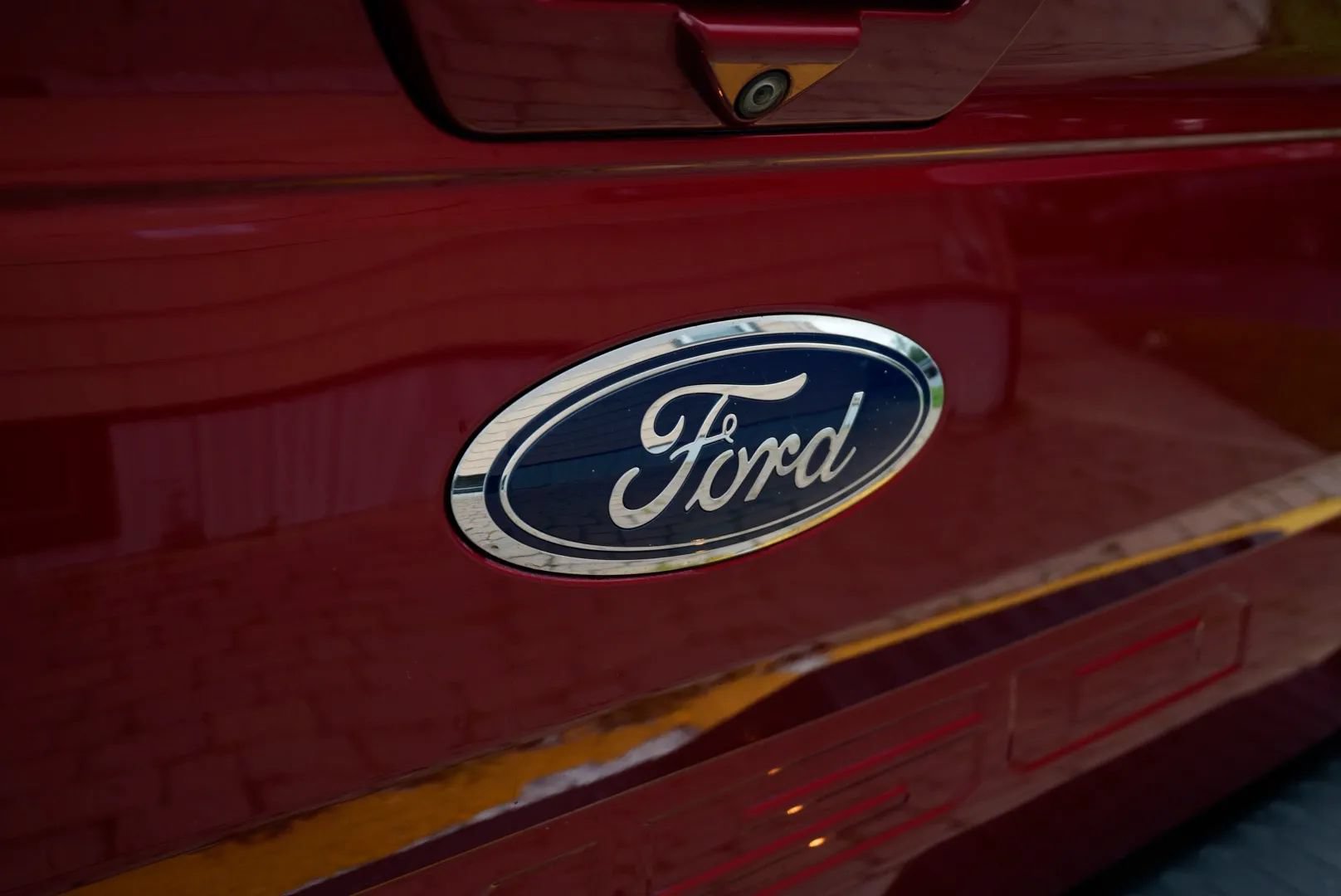 Used 2019 Ford F150 Lariat AWD/4WD image 14