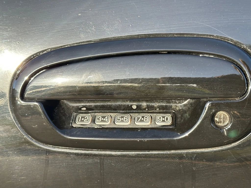 Used 2002 Ford F150 Harley-Davidson image 20