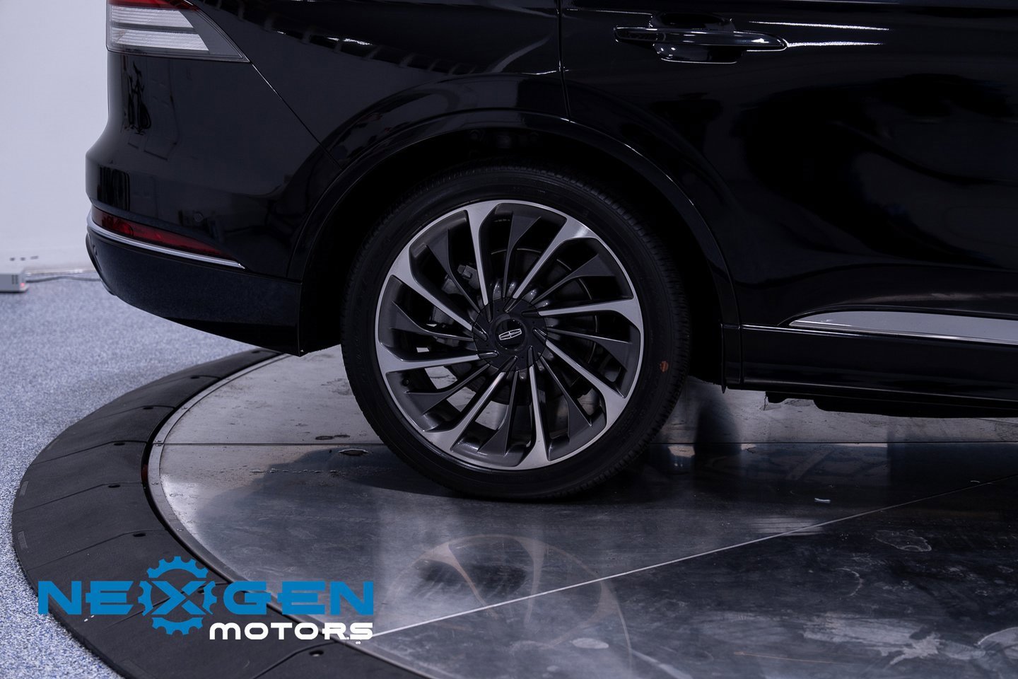 Used 2022 Lincoln Aviator Black Label w/ Dynamic Handling Package image 59