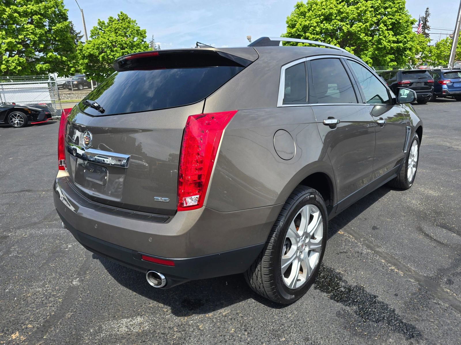 Used 2016 Cadillac SRX Performance w/ Driver Awareness Package AWD/4WD image 5
